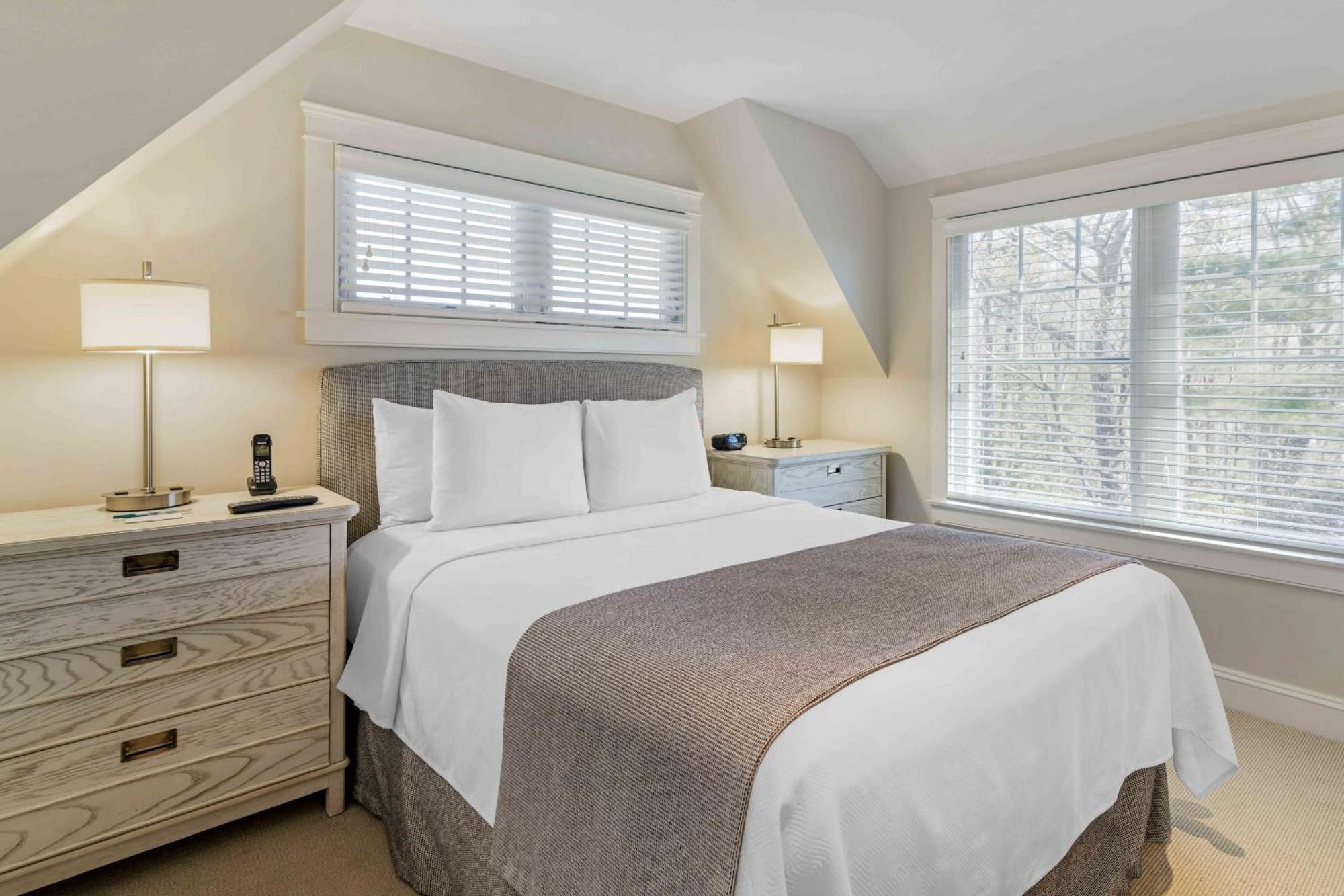 Inn Juniper Hill
