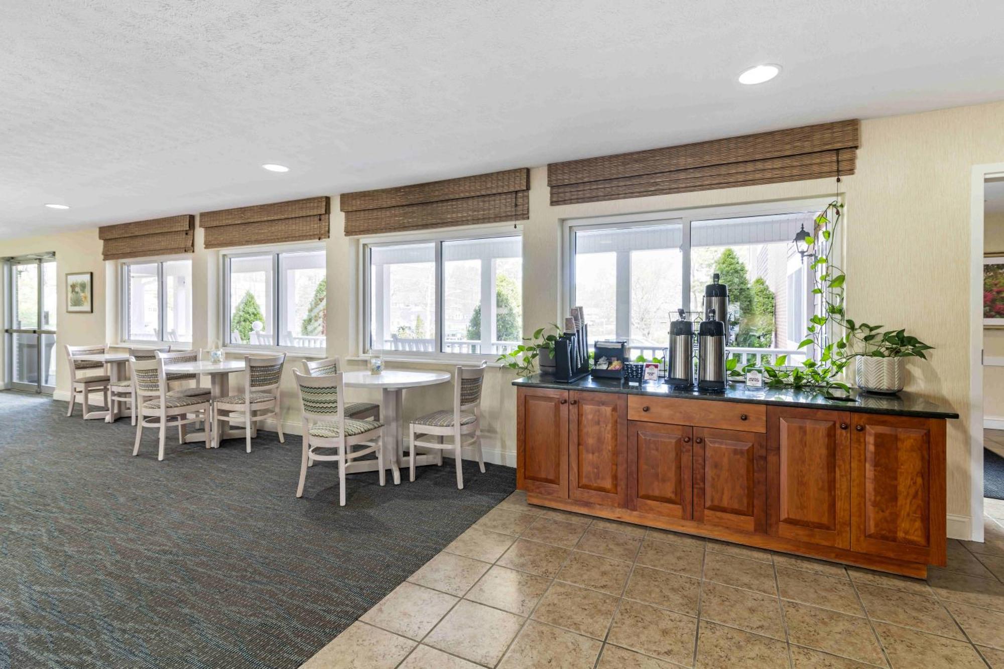 Juniper Hill Inn 4*